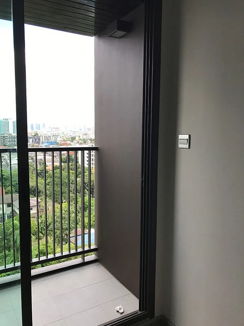 Property photos for Whizdom Avenue Ratchada - Ladprao