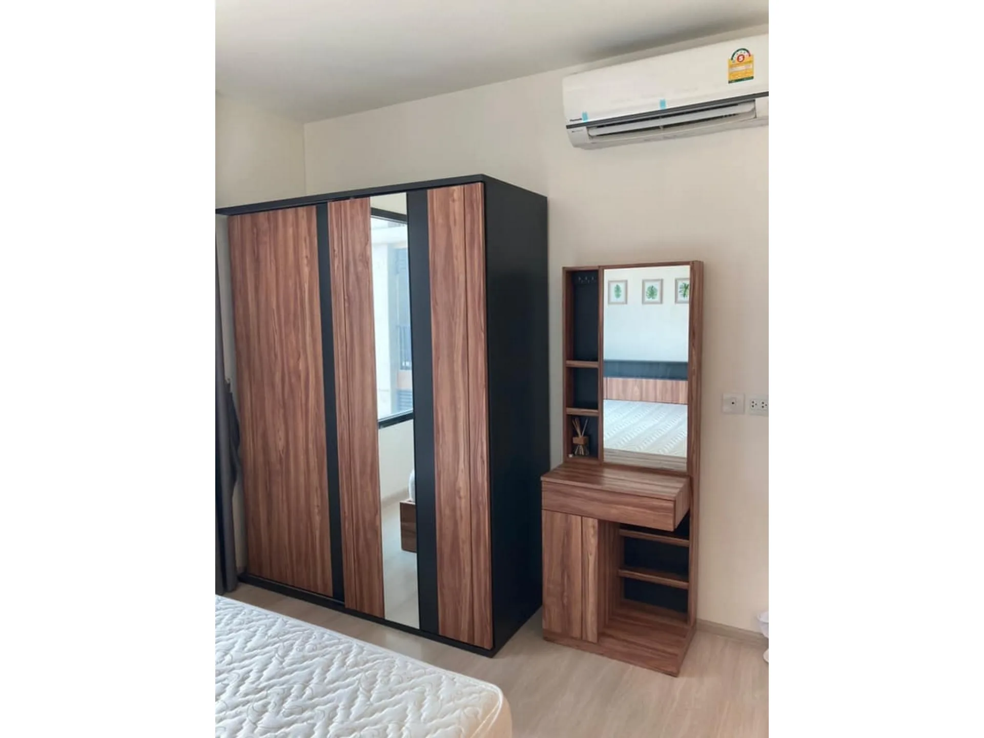 Property photos for Life Asoke