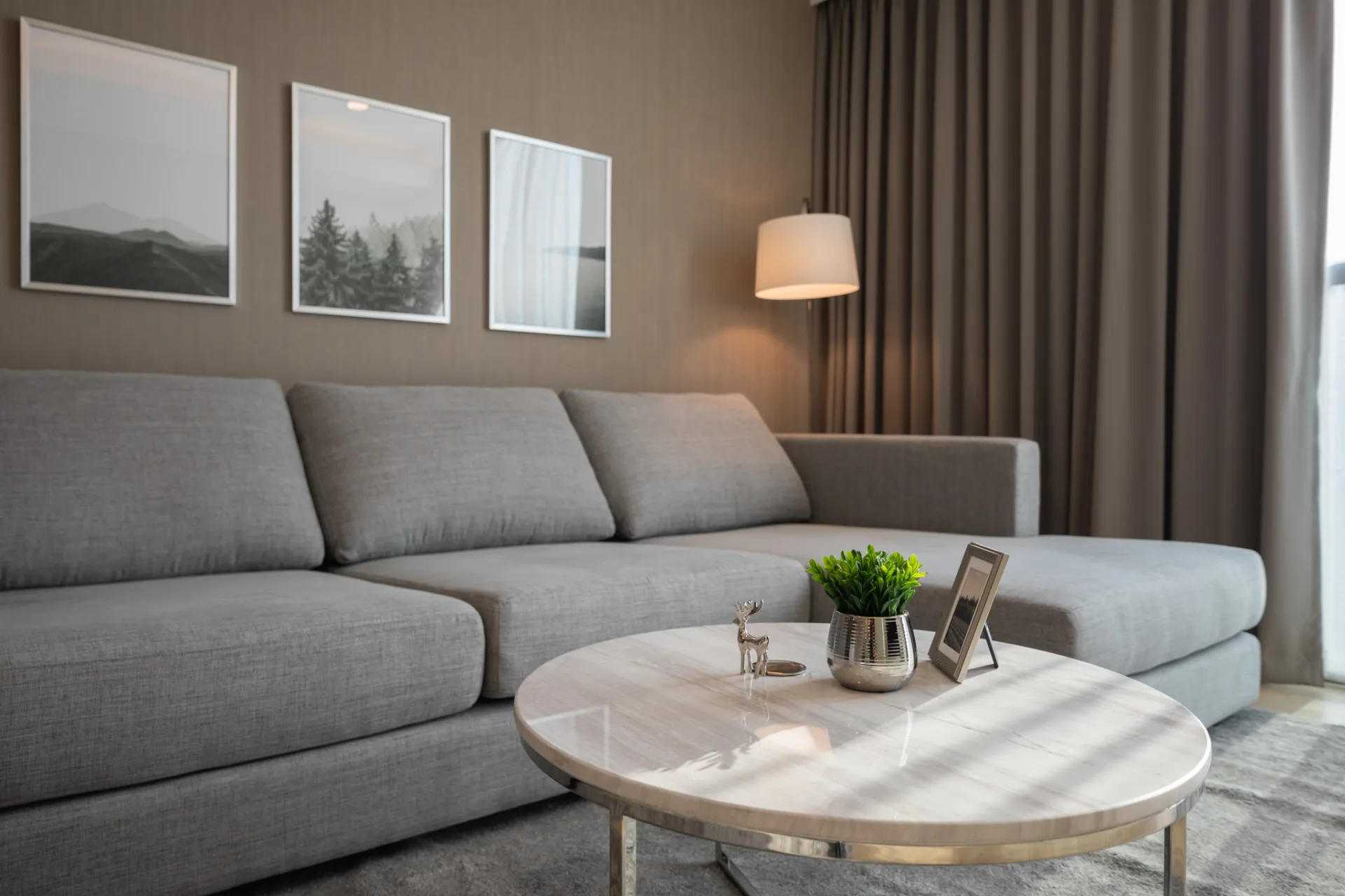 Property photos for Siamese Exclusive Queens