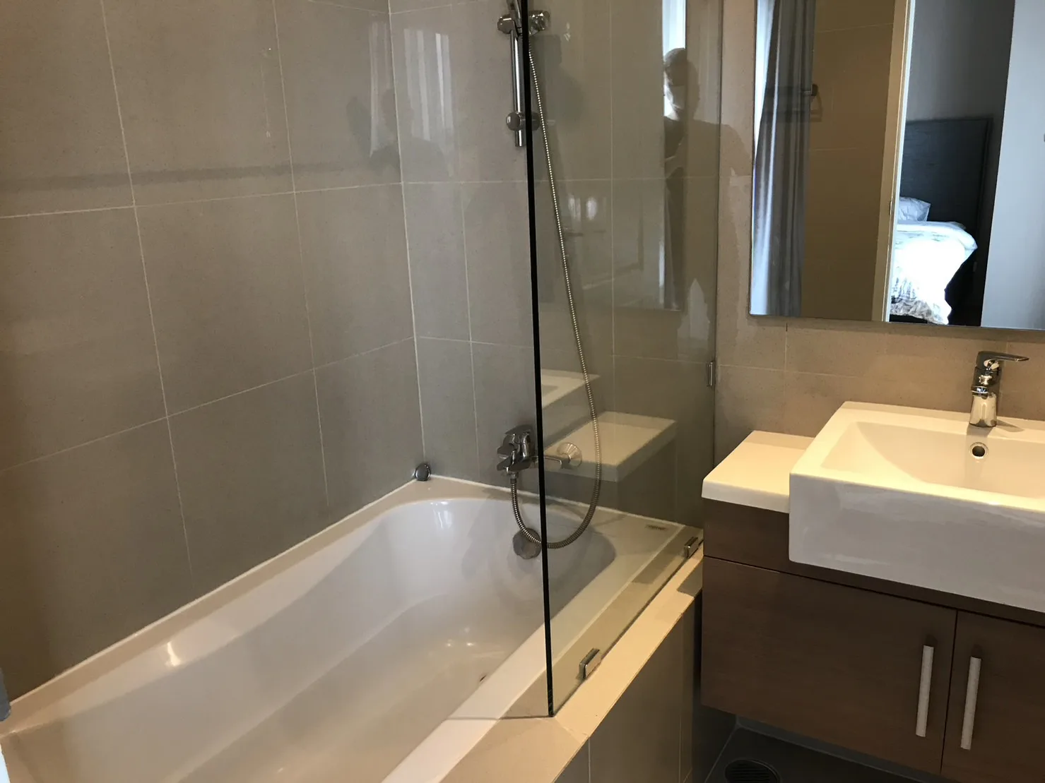 Property photos for Noble Refine