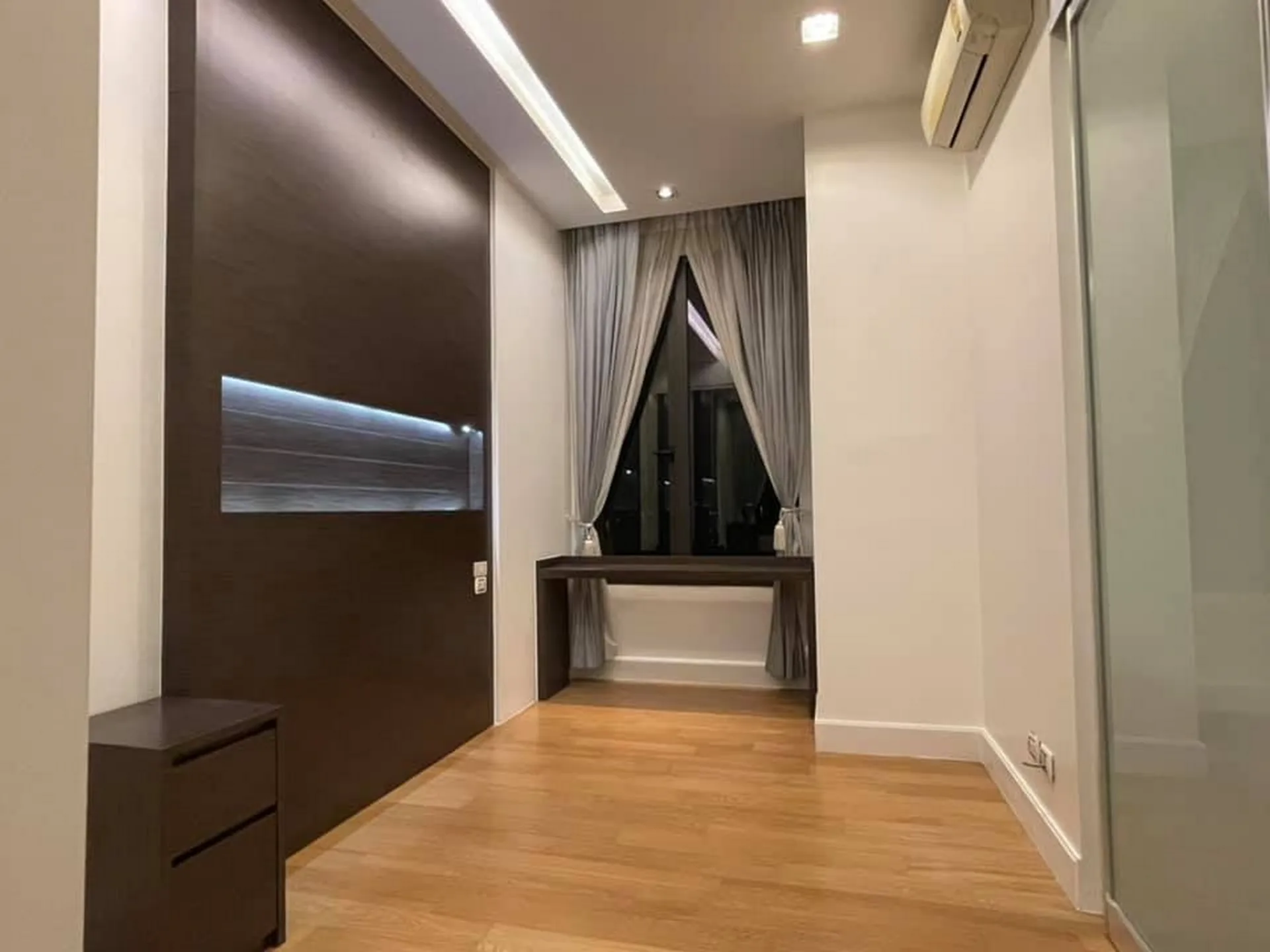 Property photos for Equinox
