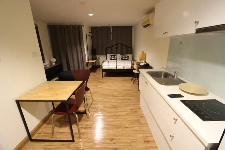 Property photos for J.W. Boulevard Srivara