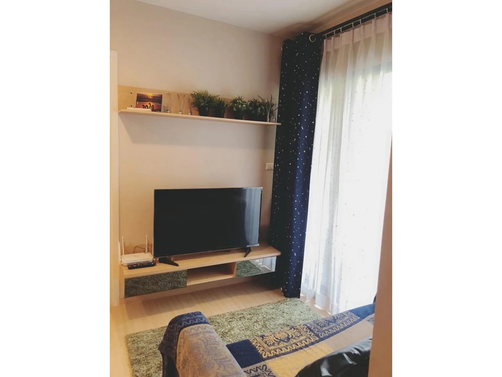 Property photos for The Tree Onnut Station