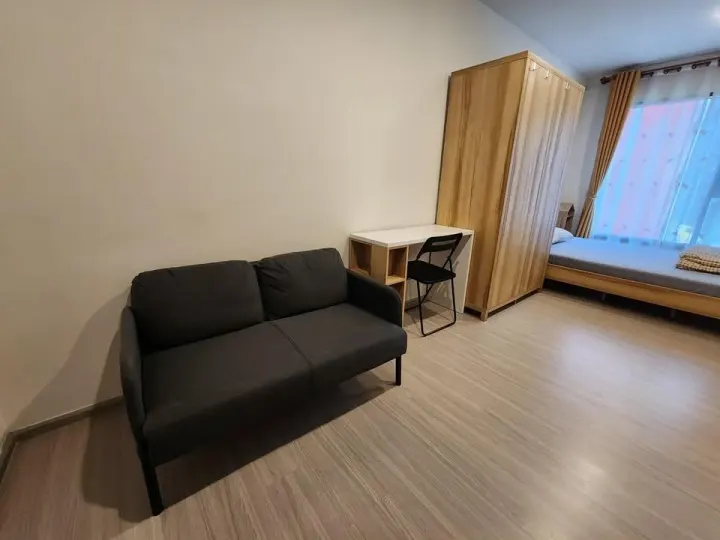 Property photos for Life Asoke Hype