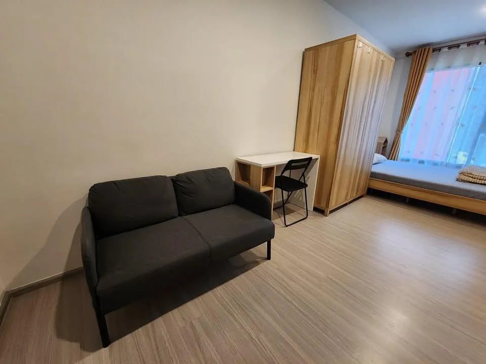 Property photos for Life Asoke Hype