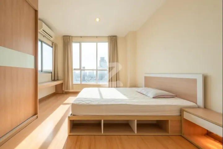 Property photos for Life Sukhumvit 65