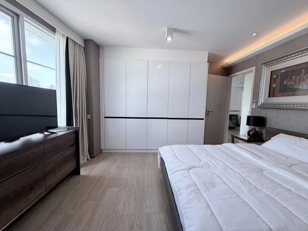 Property photos for Maestro 39