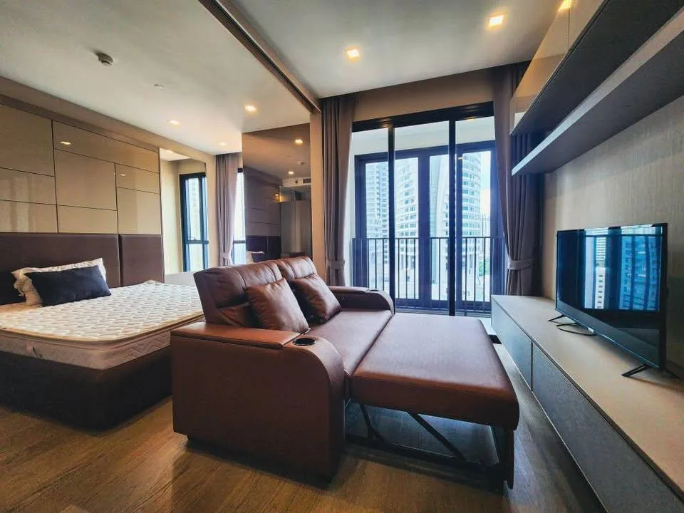 Property photos for Ashton Asoke