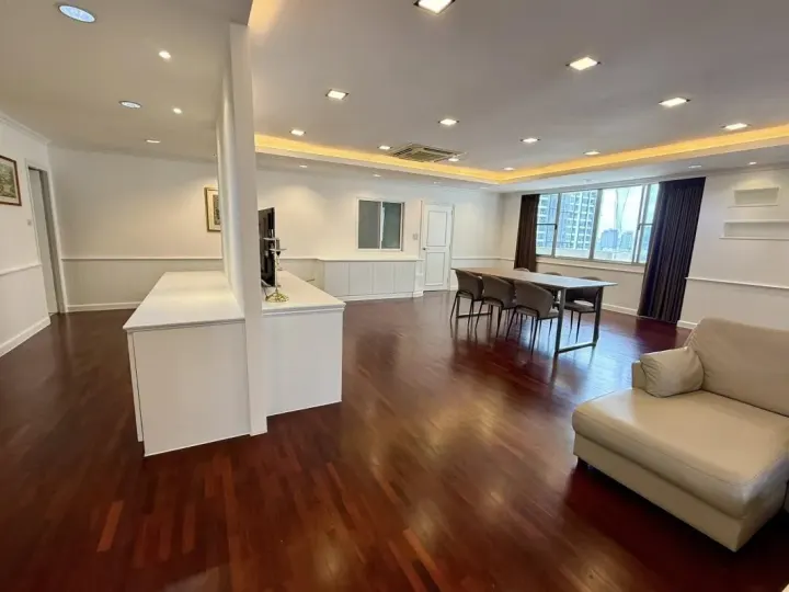 Property photos for D.S. Tower 1 Sukhumvit 33