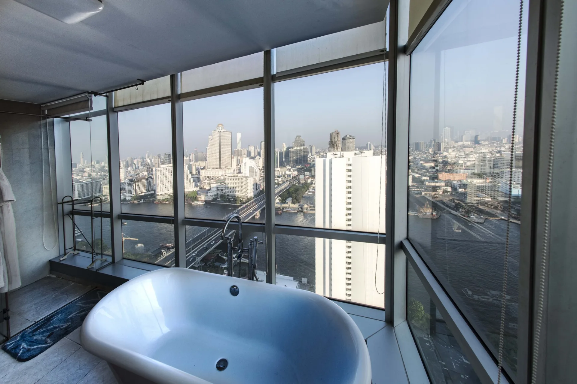 Property photos for Baan Sathorn Chaopraya