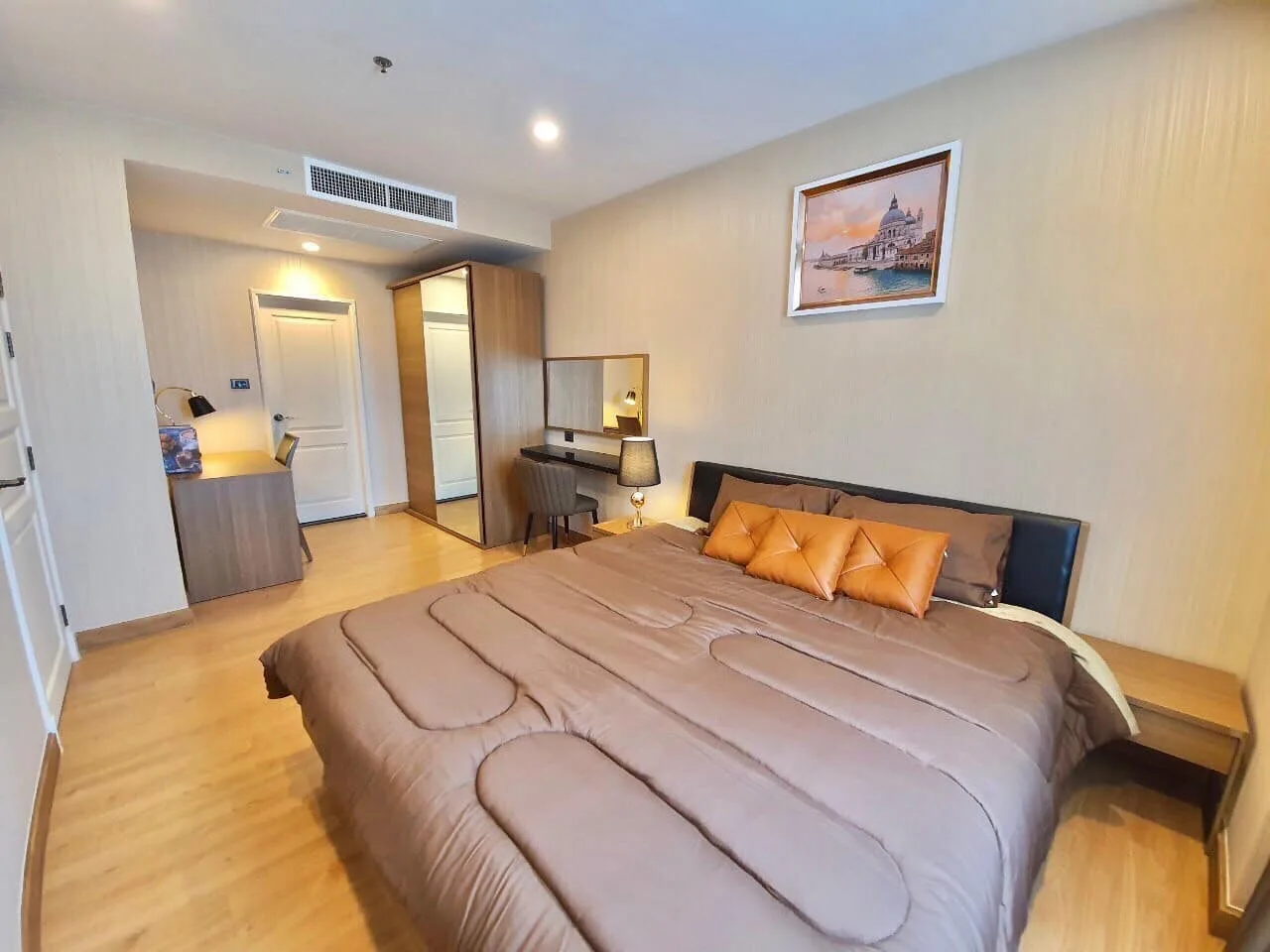Property photos for Supalai Wellington