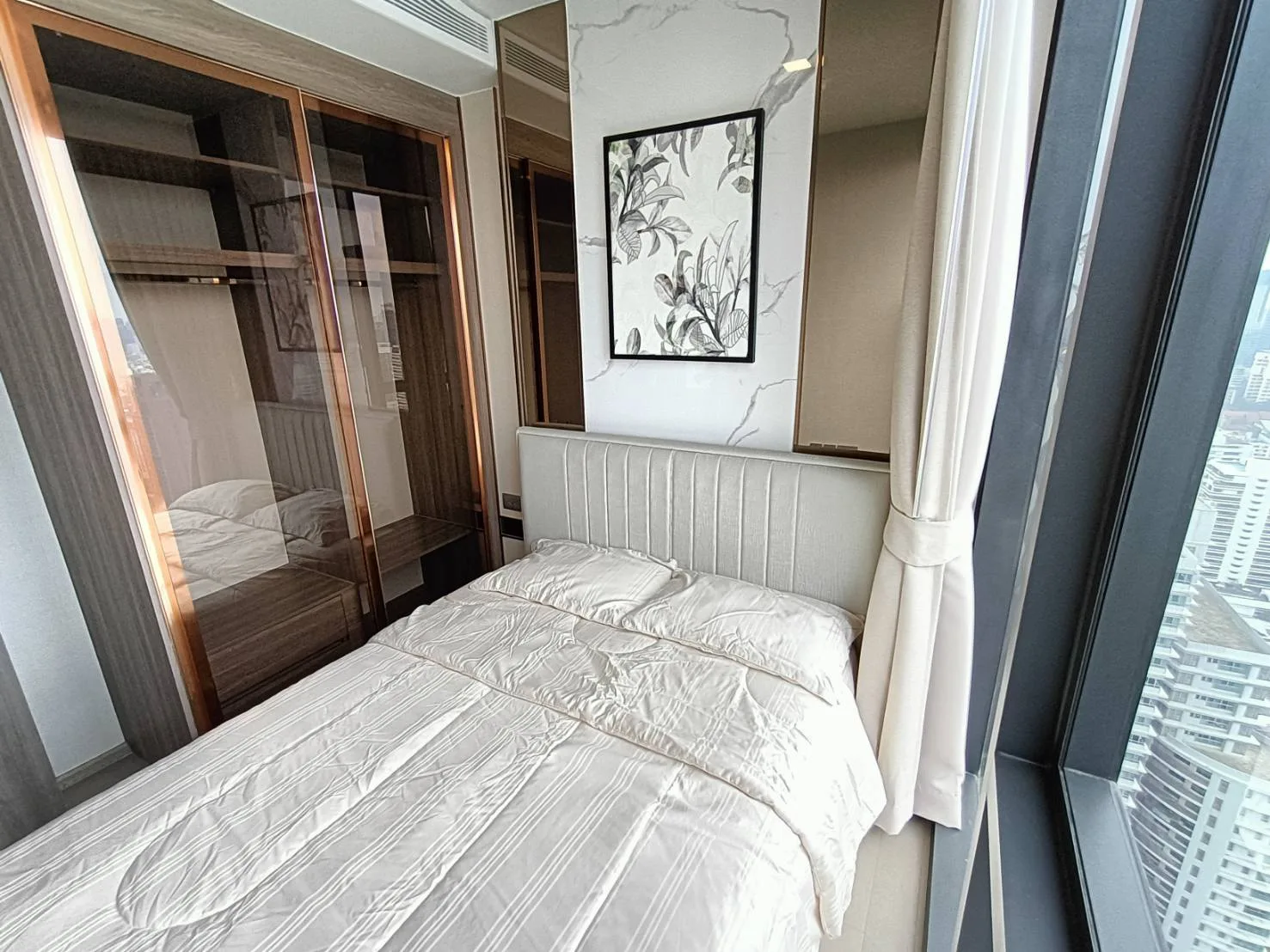 Property photos for Celes Asoke