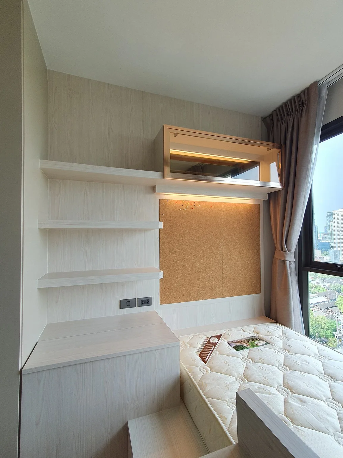 Property photos for Lumpini Suite Phetchaburi - Makkasan