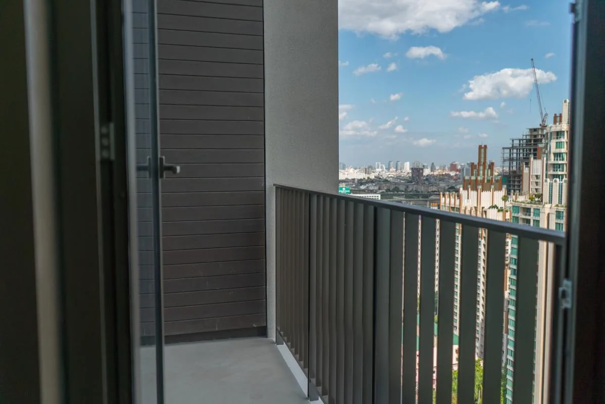 Property photos for 28 Chidlom