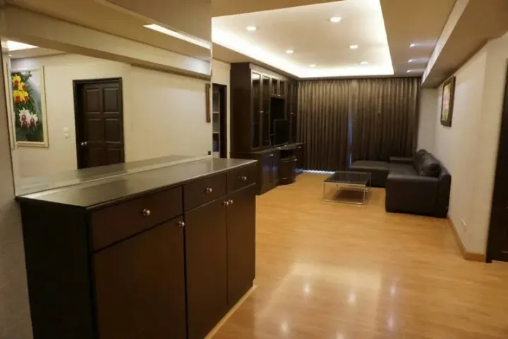 Property photos for Royal Castle