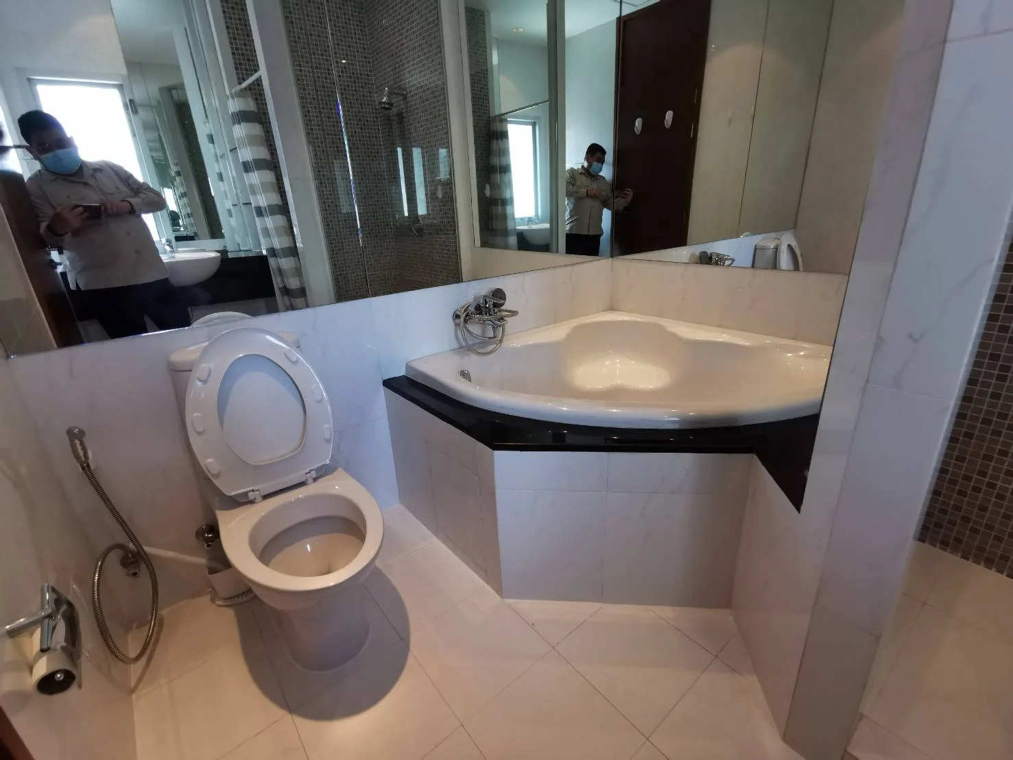 Property photos for Royal Residence Park