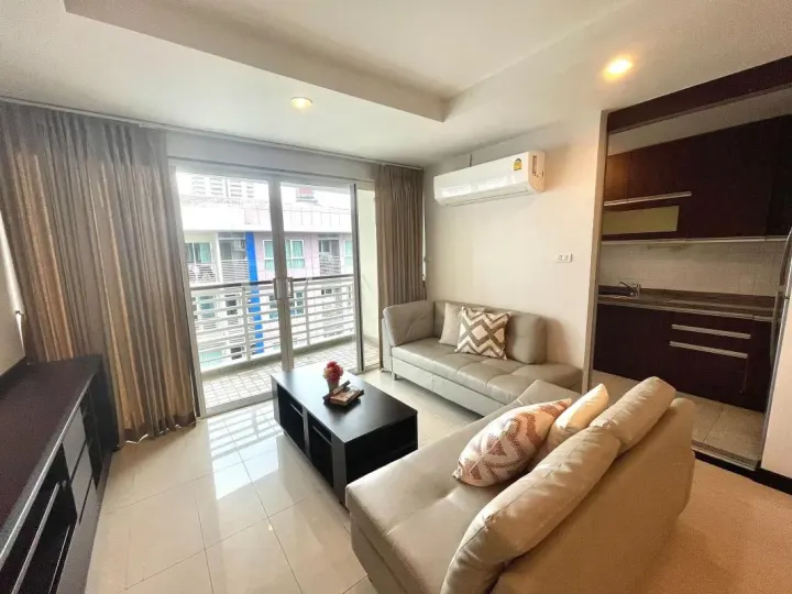 Property photos for Avenue 61