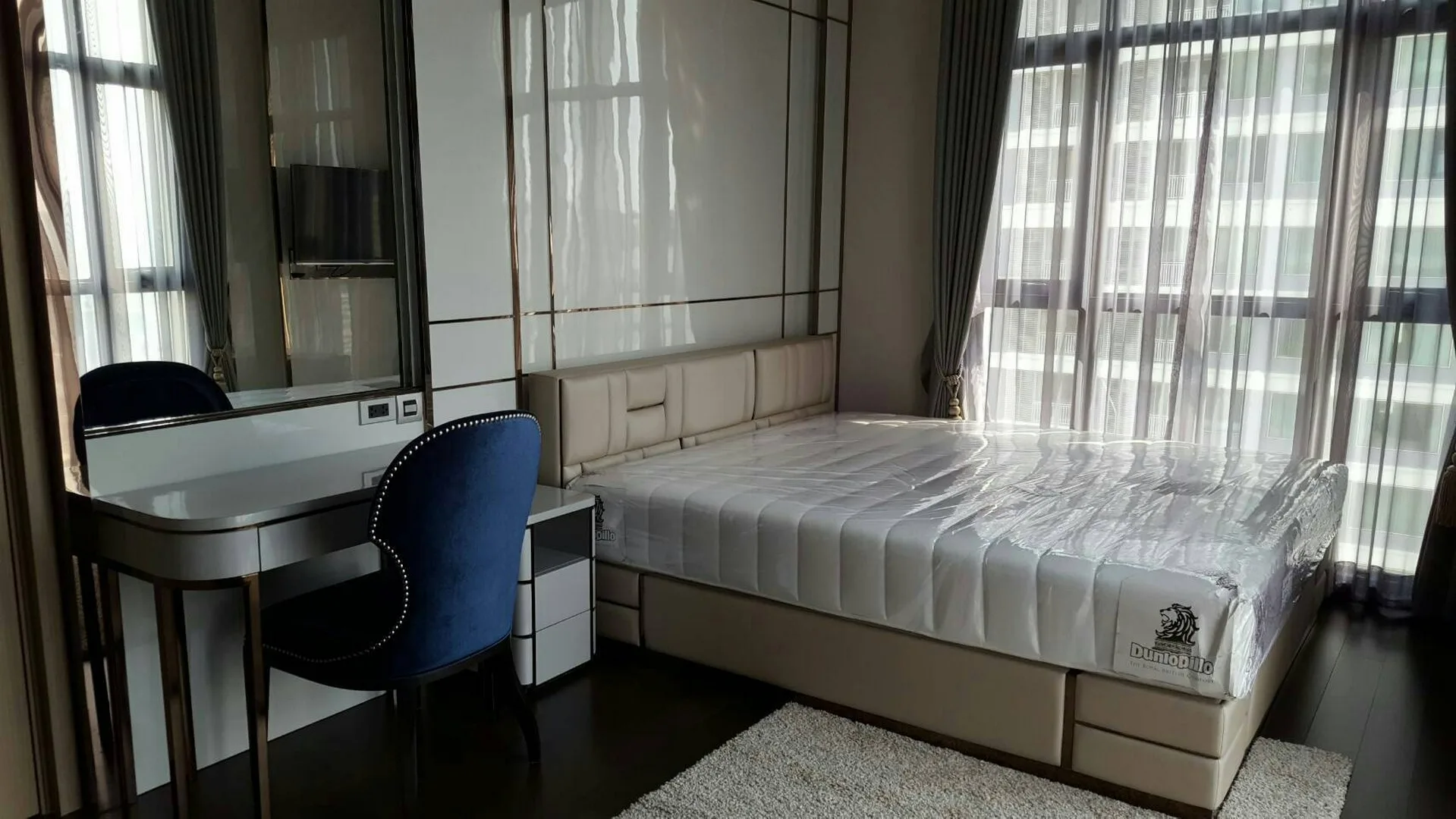 Property photos for The XXXIX by Sansiri
