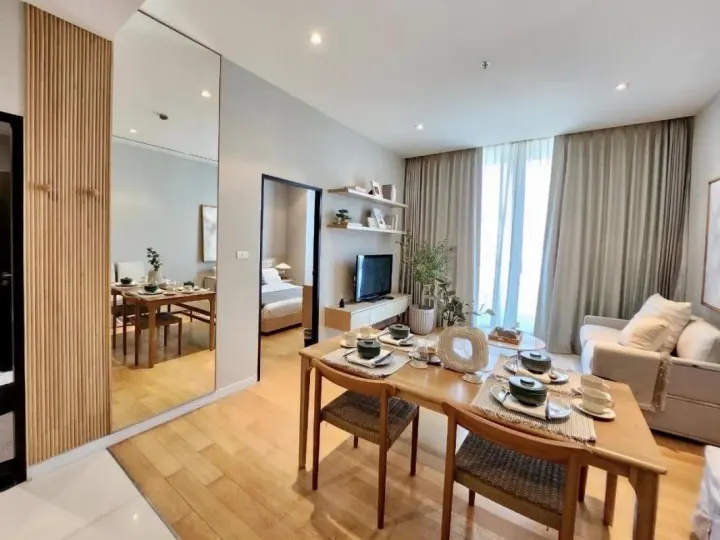 Property photos for Eight Thonglor Residence