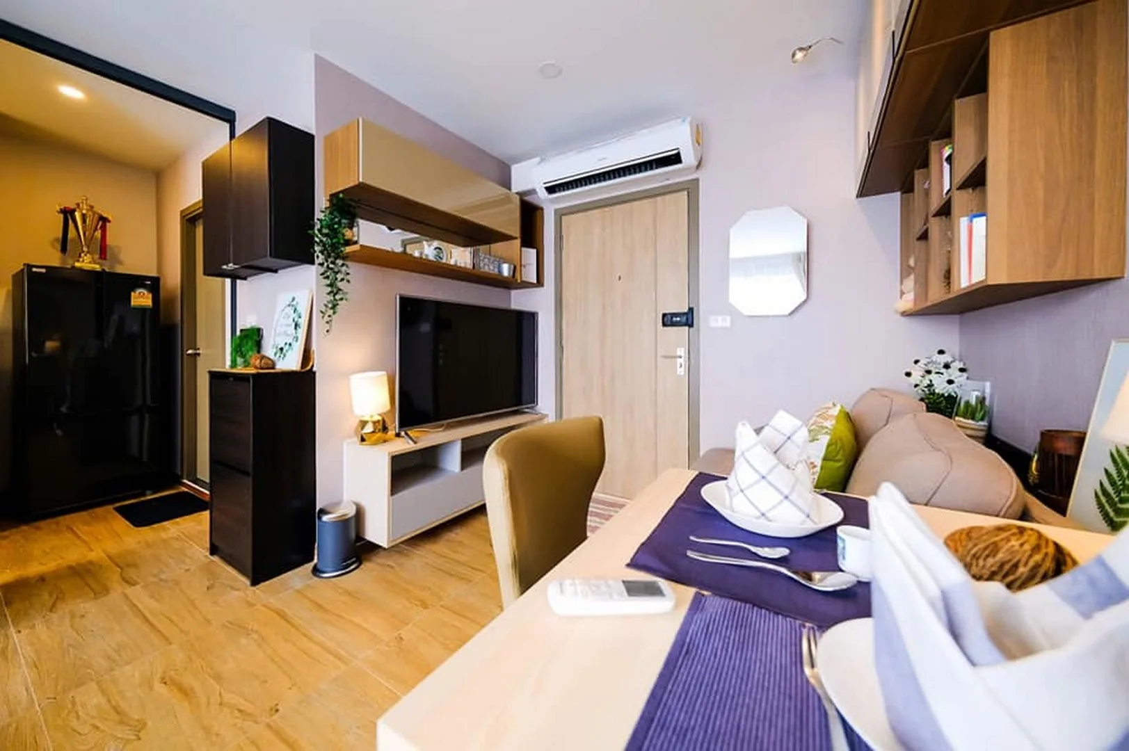 Property photos for IDEO O2