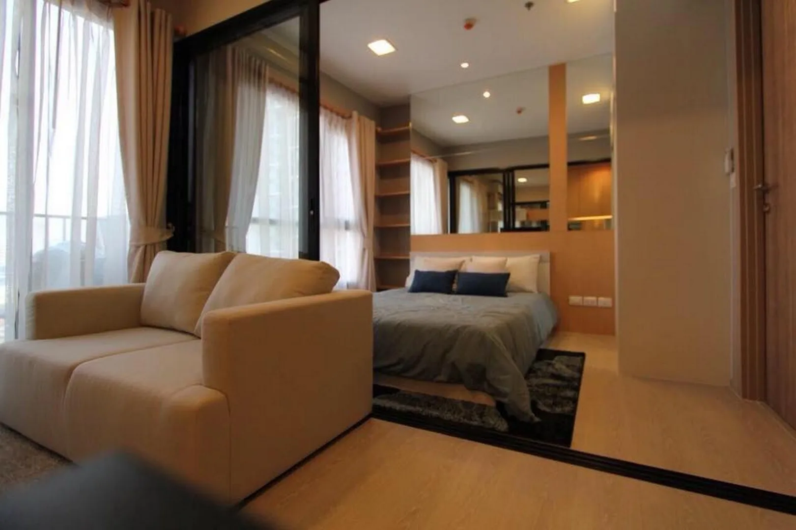 Property photos for Condolette Midst Rama 9