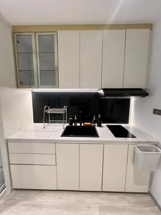Property photos for The Clover Thonglor