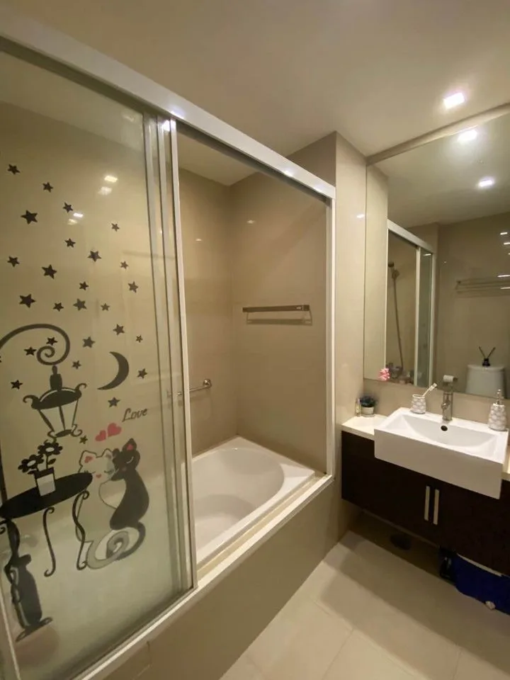 Property photos for Noble Reflex