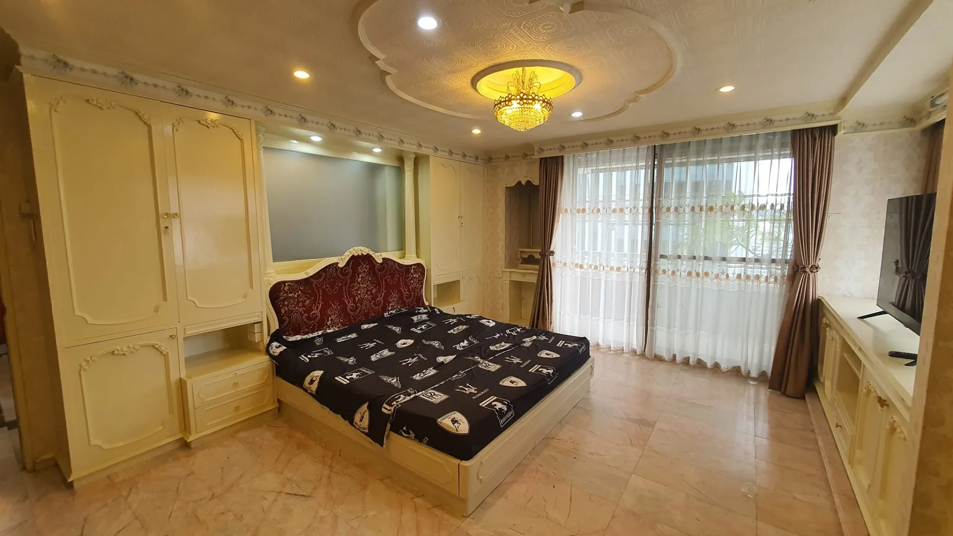 Property photos for Asoke Tower