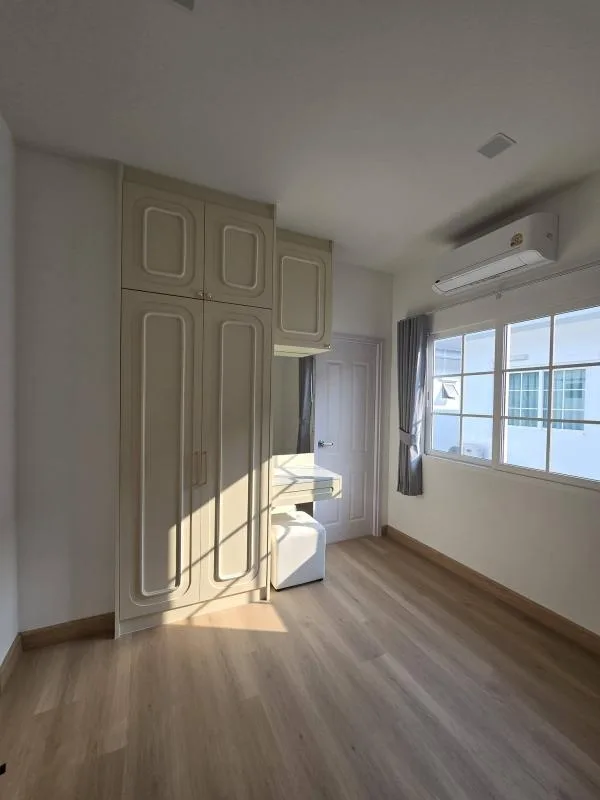 Property photos for Golden Neo Sukhumvit Lasalle