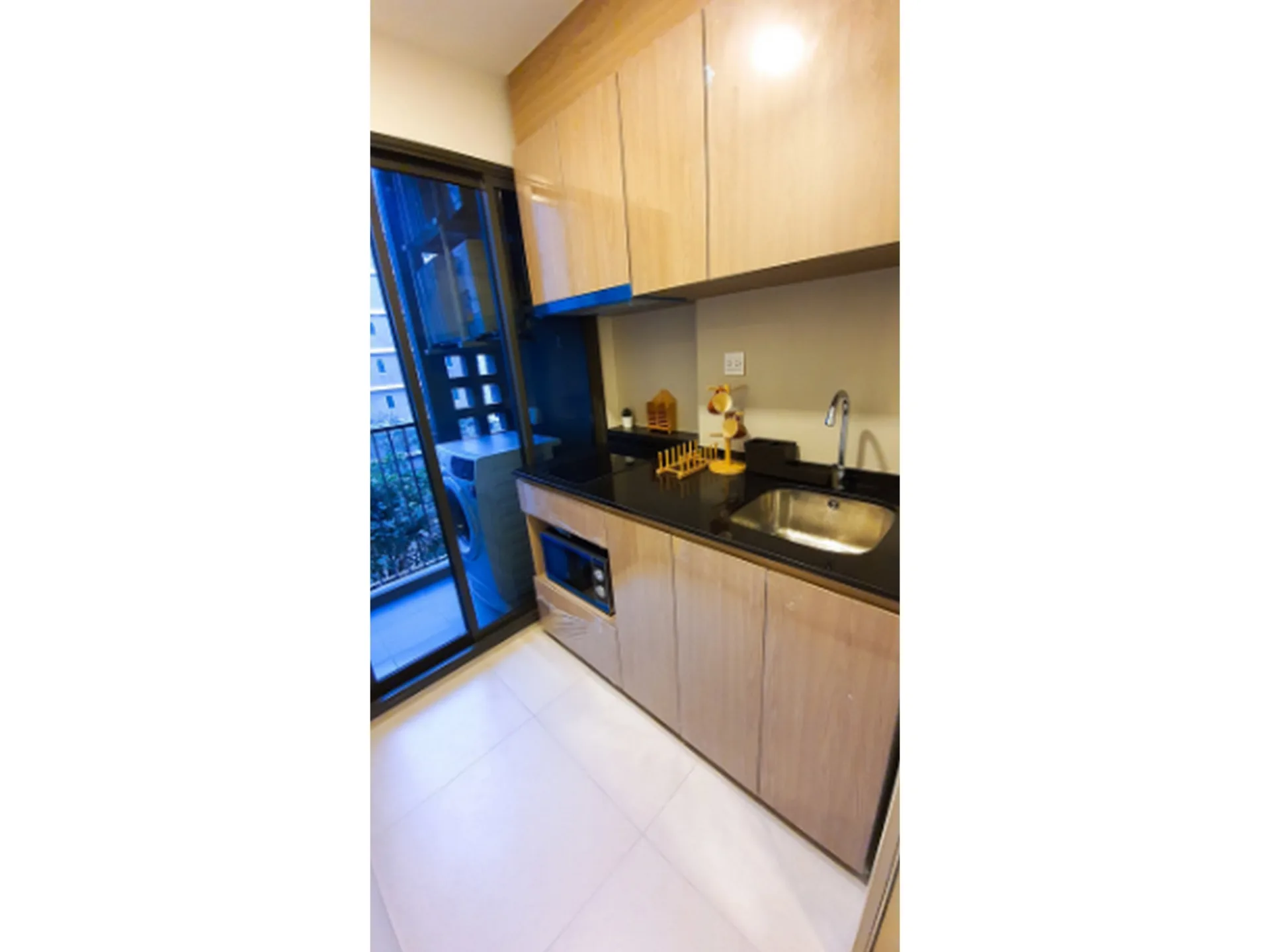 Property photos for Chambers On - nut Station