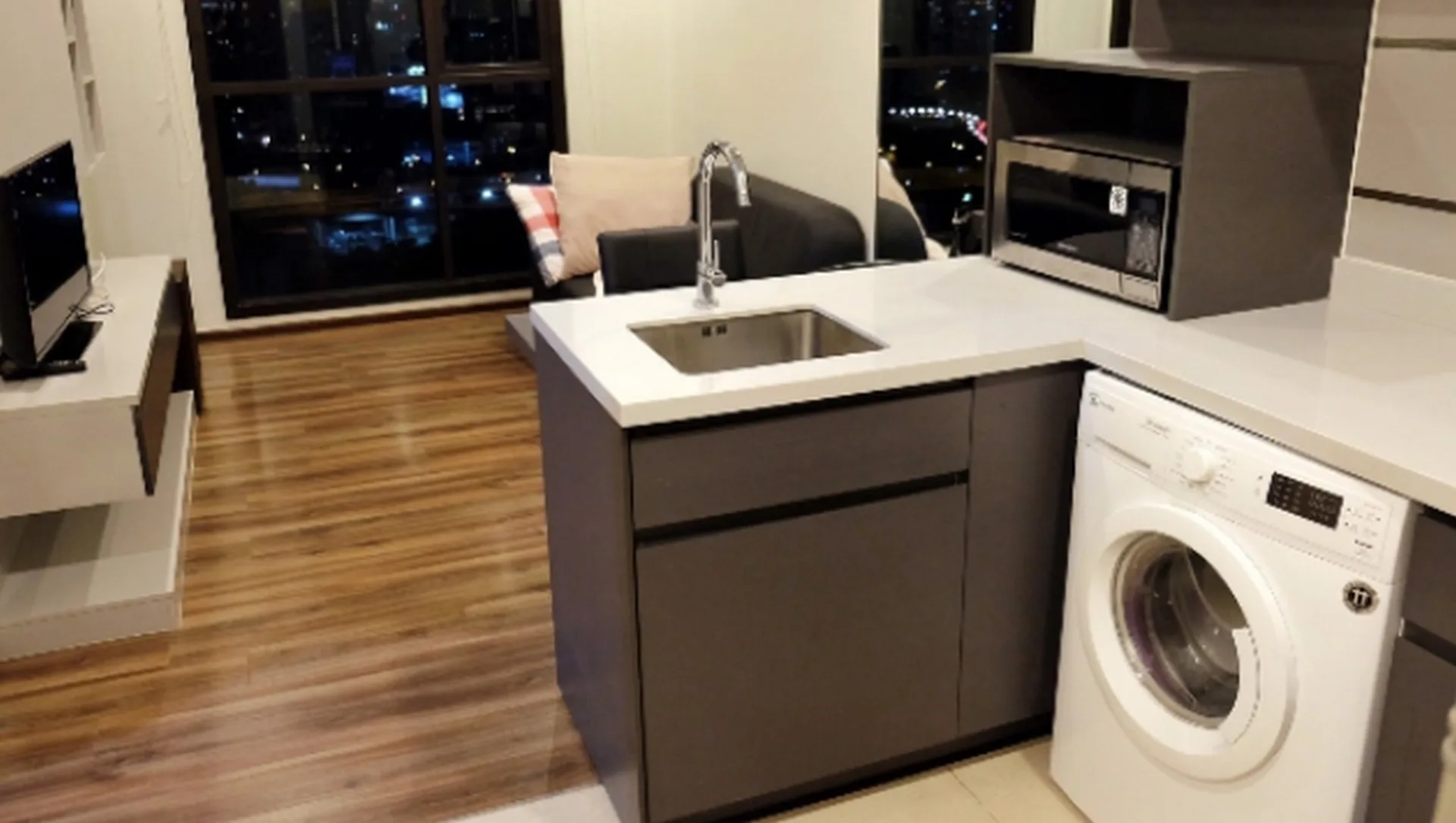Property photos for WYNE Sukhumvit
