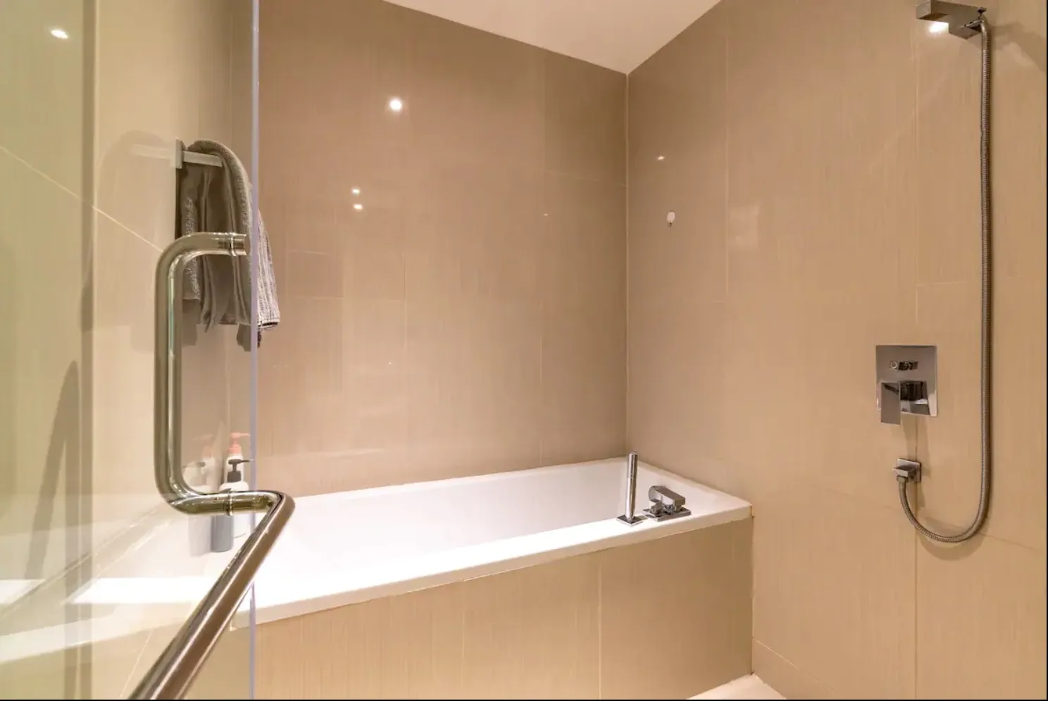 Property photos for H Sukhumvit 43