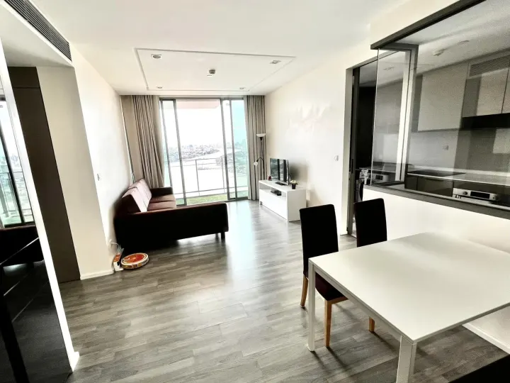Property photos for 333 Riverside
