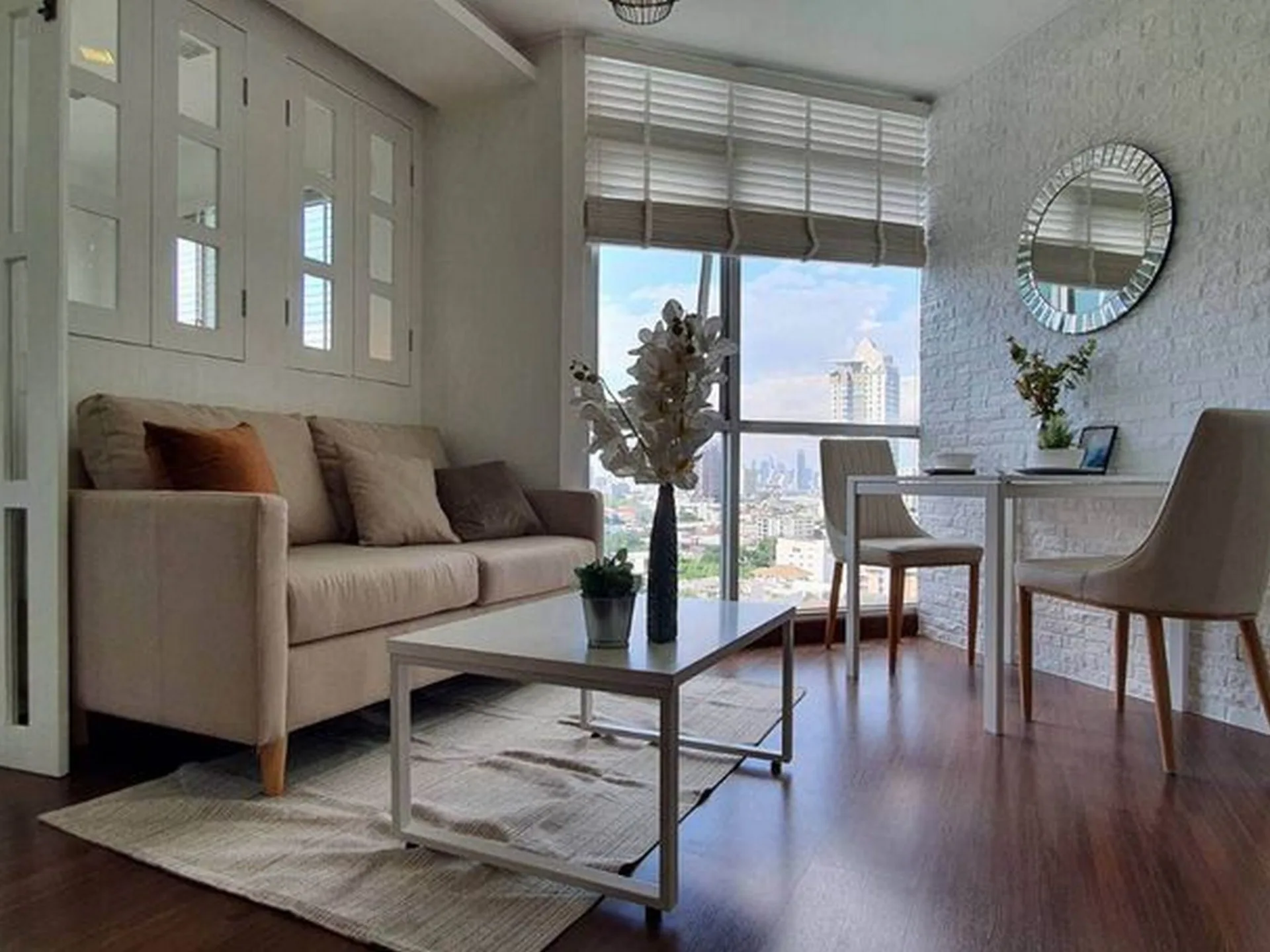 Property photos for Lumpini Place Water Cliff