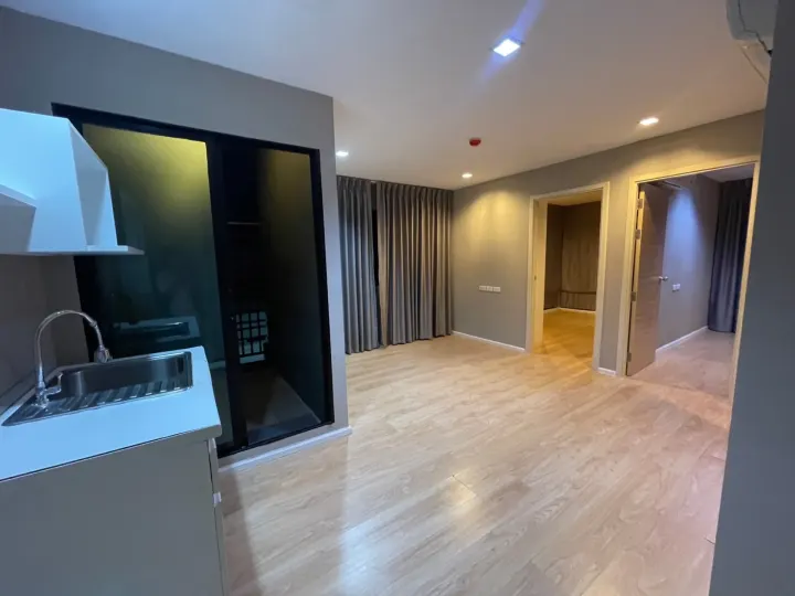 Property photos for B Republic