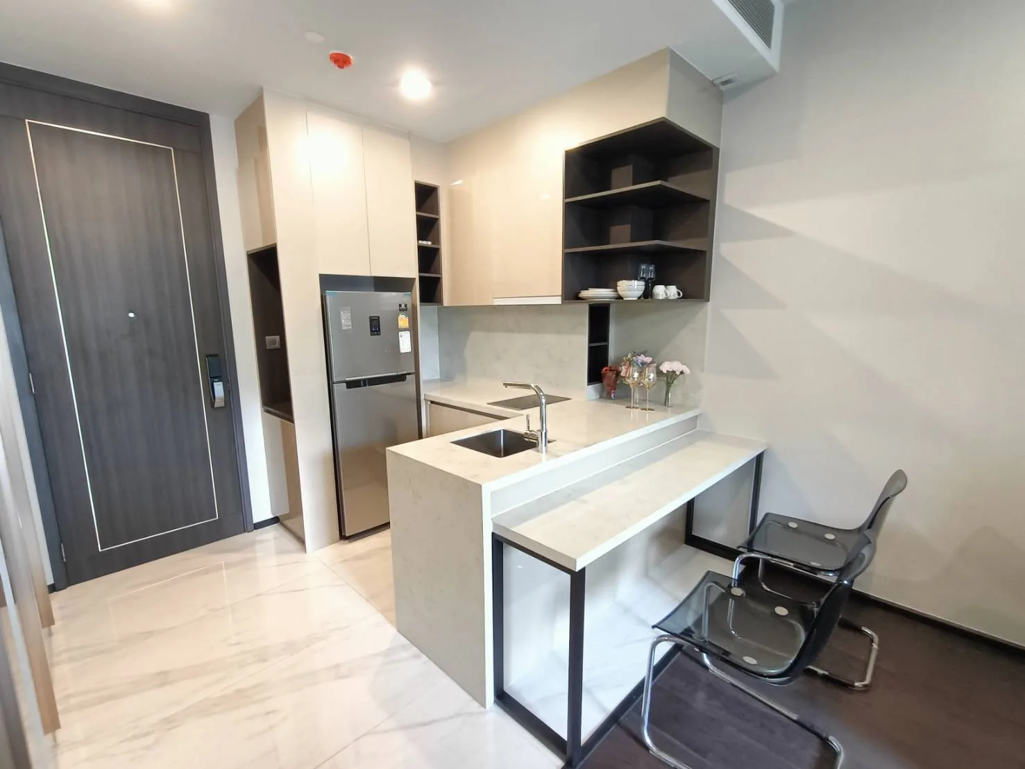 Property photos for Laviq Sukhumvit 57