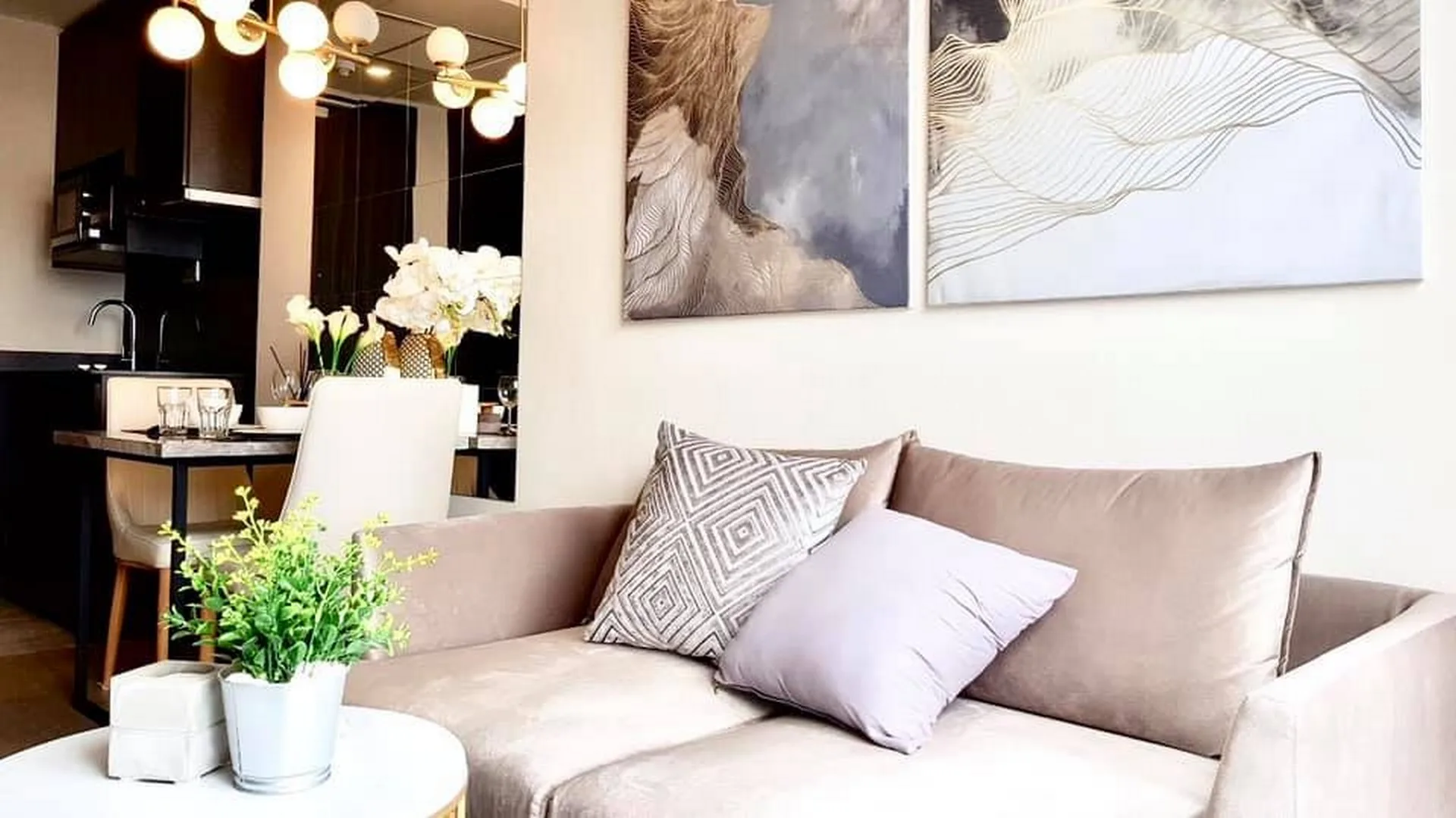 Property photos for Ashton Asoke
