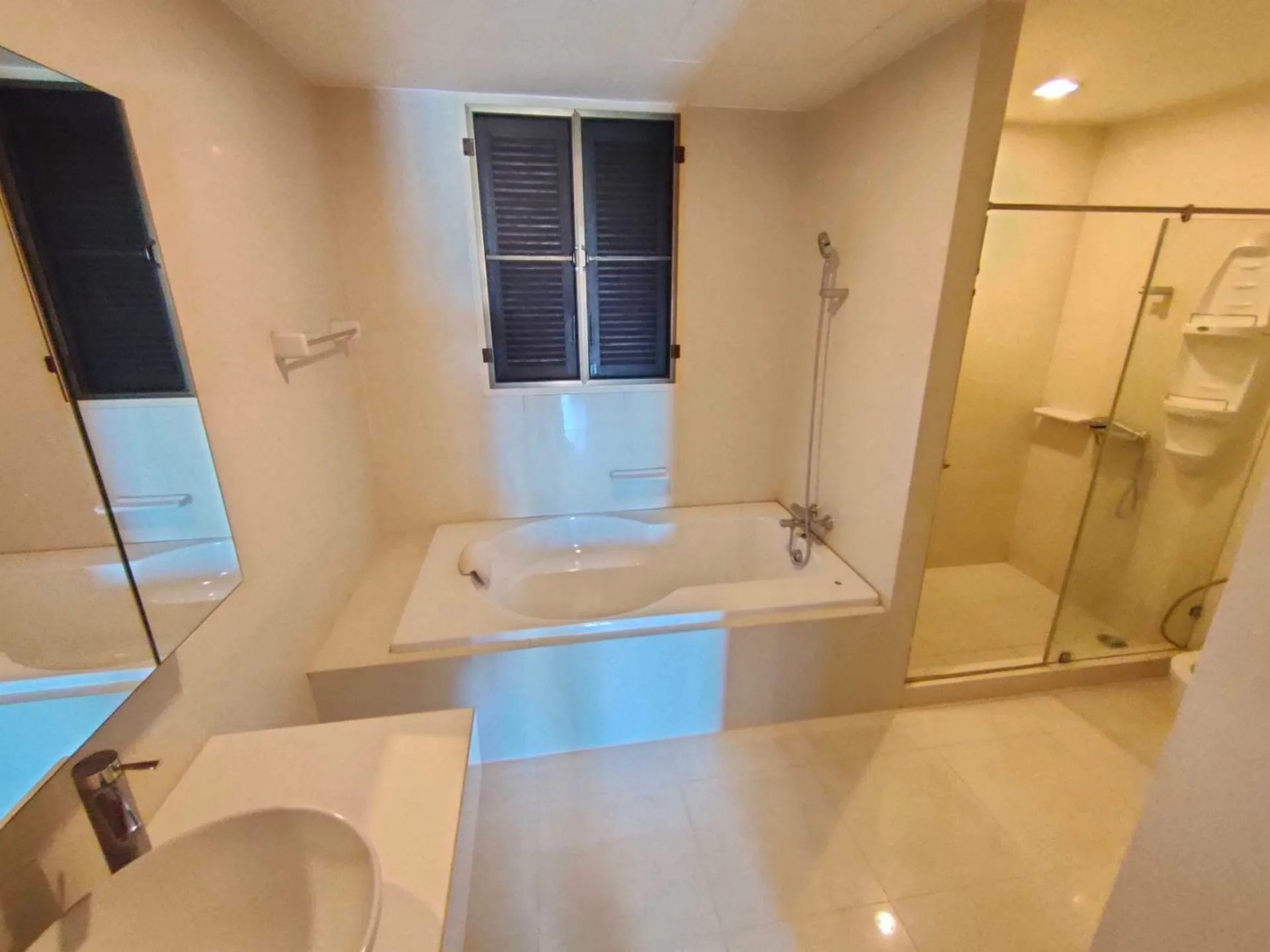 Property photos for Amanta Ratchada