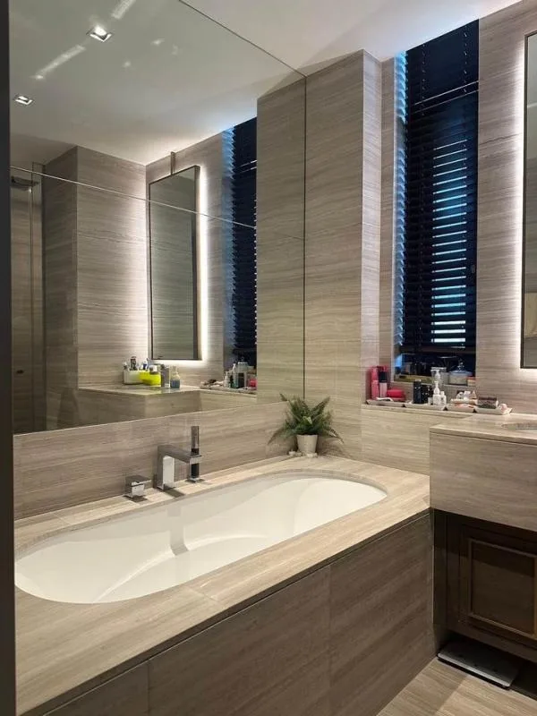 Property photos for The Diplomat 39