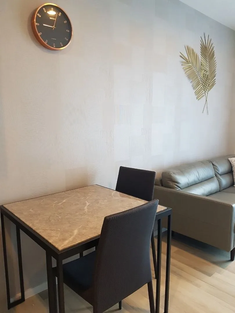 Property photos for The Key Sathorn - Charoenraj