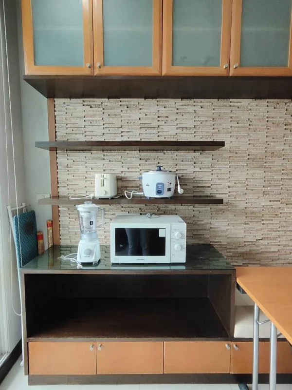 Property photos for Circle Condominium