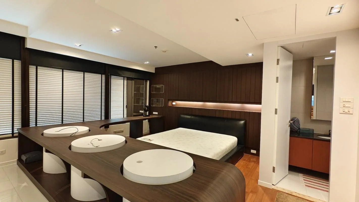 Property photos for Amanta Lumpini