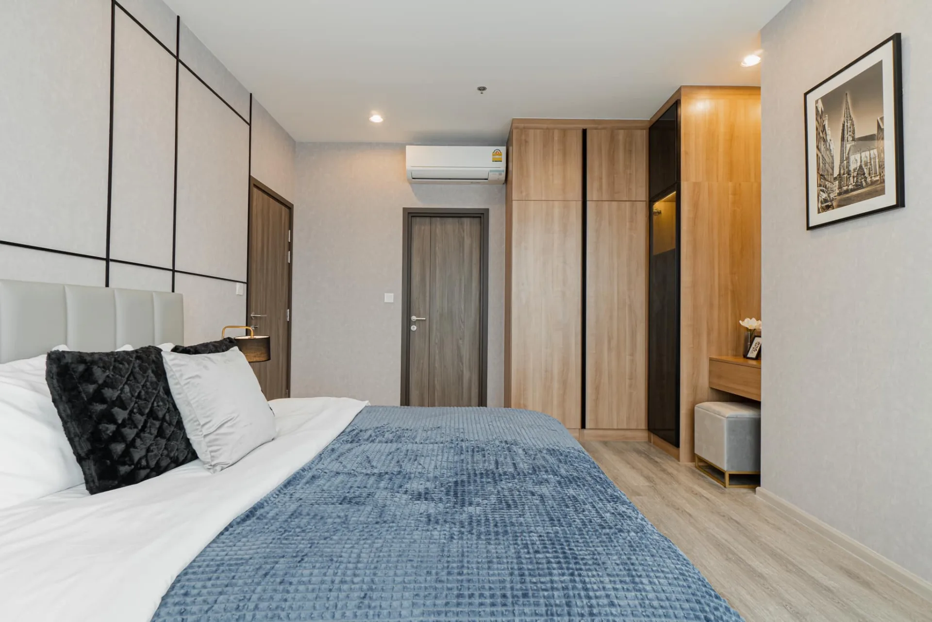 Property photos for IDEO Mobi Sukhumvit 66