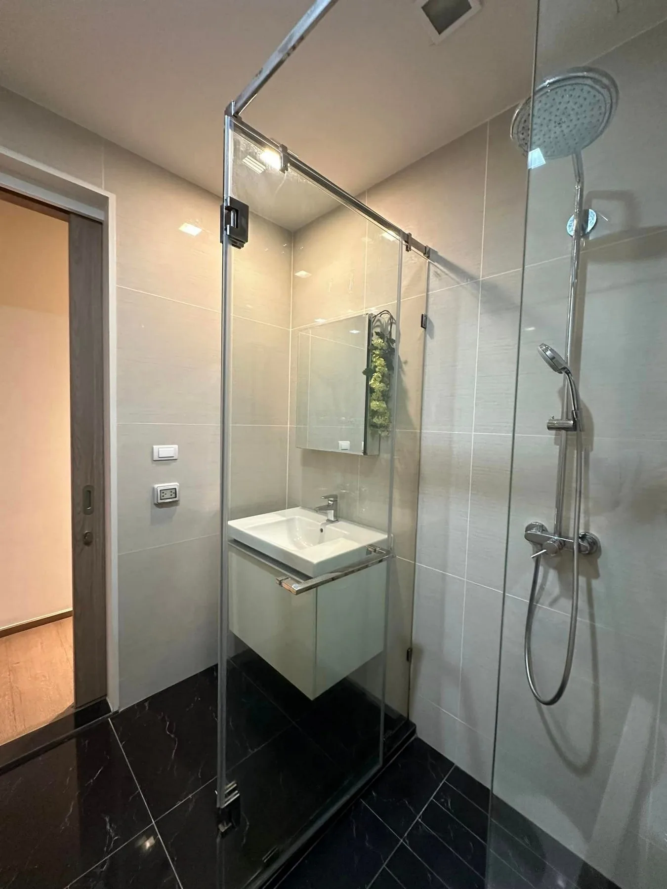 Property photos for Park Origin Phromphong