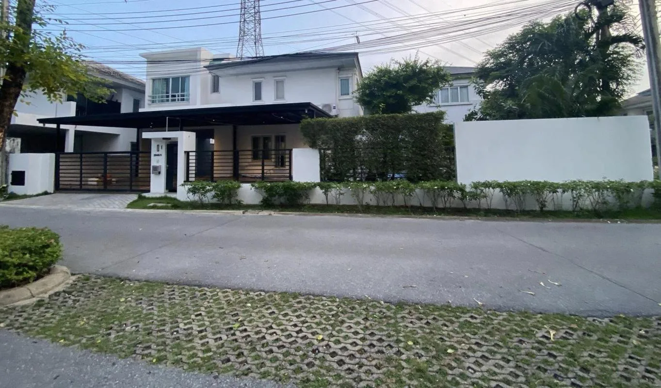 Property photos for Noble Tara Pattanakarn