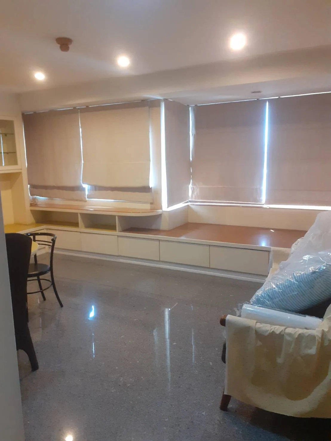 Property photos for Saranjai Mansion