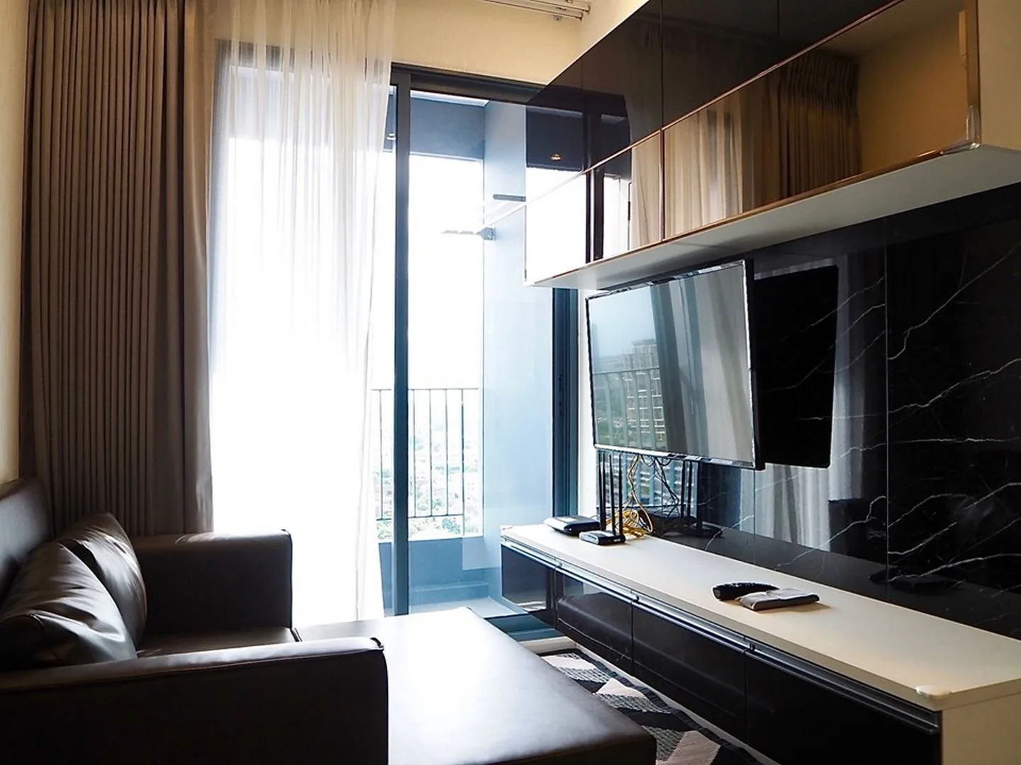 Property photos for IDEO Mobi Sukhumvit 66