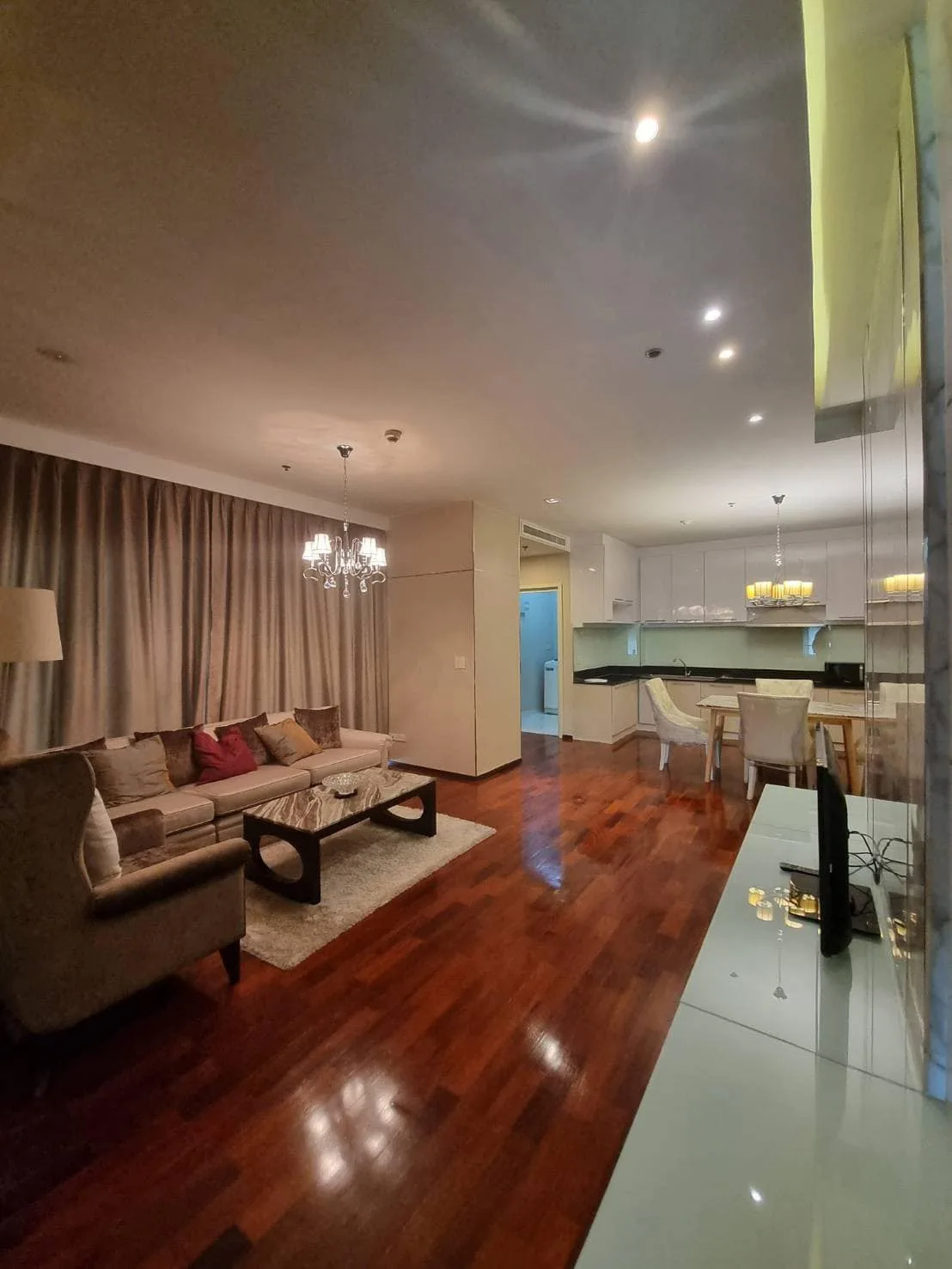 Property photos for Noble Ora