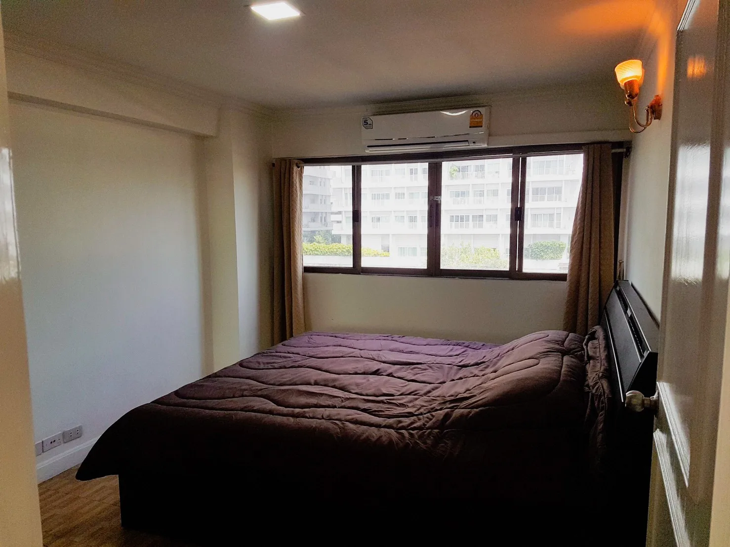 Property photos for Thonglor Tower