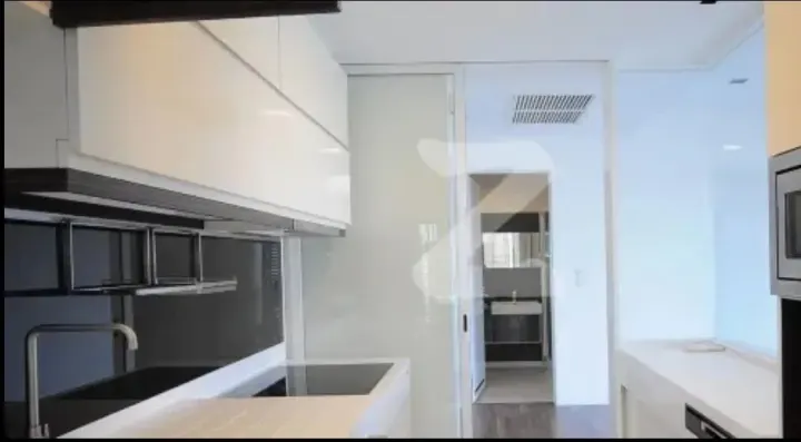 Property photos for The Room Sukhumvit 62